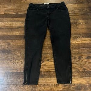 Old Navy Plus Size 18 Black skinny jeans